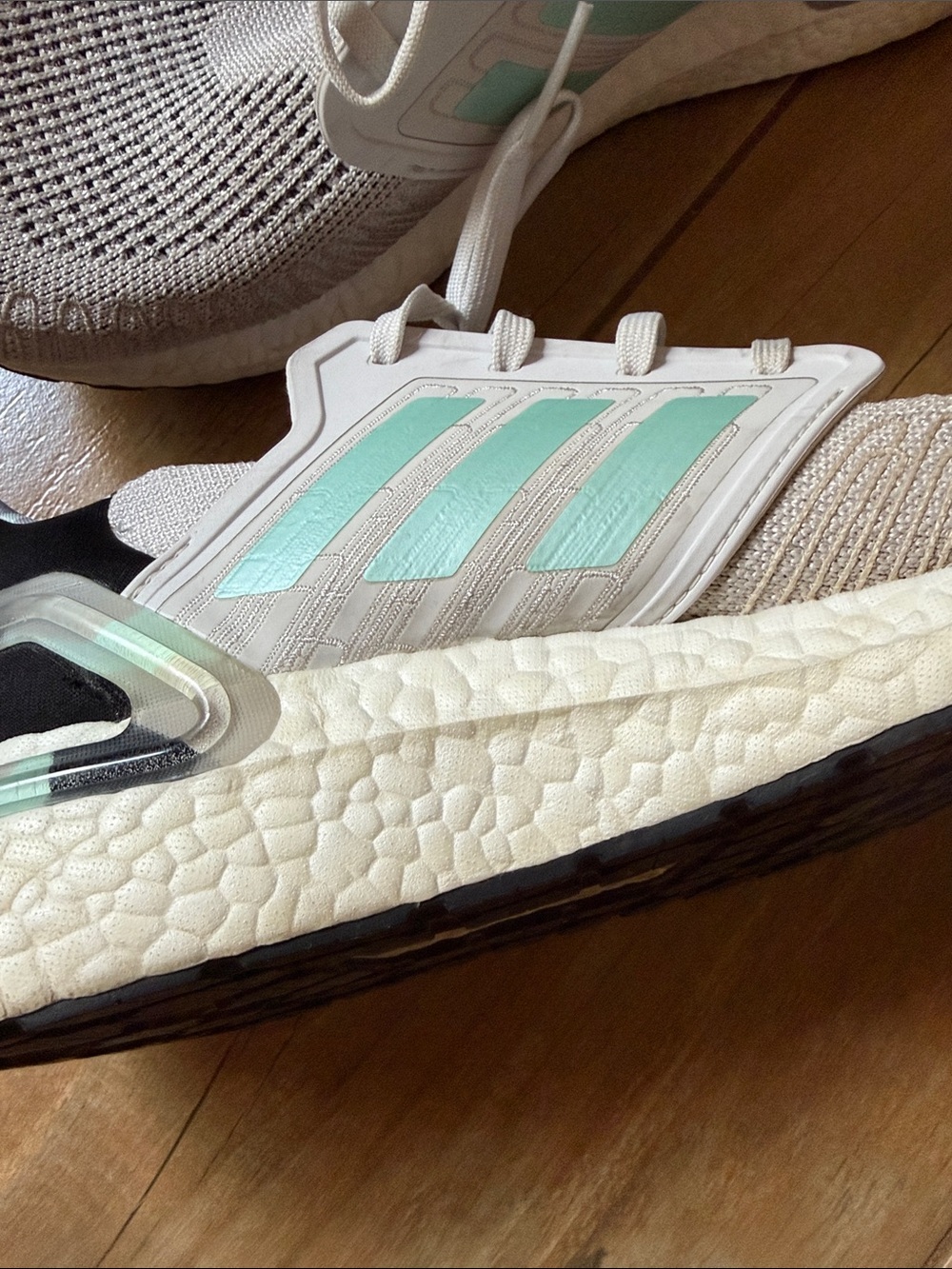 adidas Ultra Boost 20 Grey Frost Mint Sneakers FV832 - Picture 2 of 6